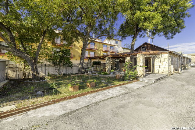 Image 14 of 40 For 926 Laredo S