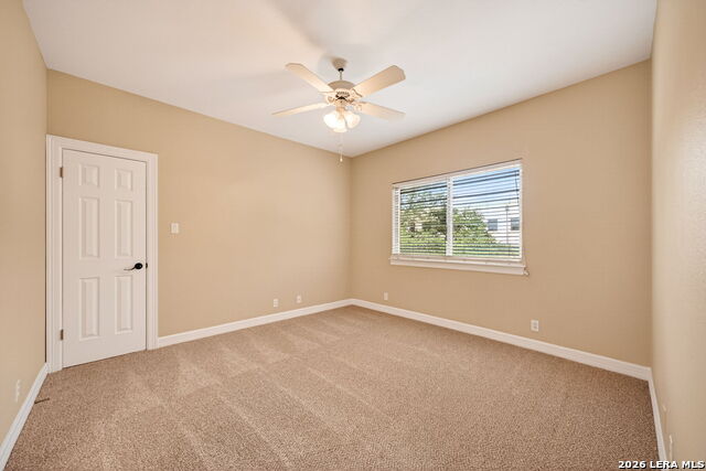 Image 22 of 33 For 31 Royal Waters Dr