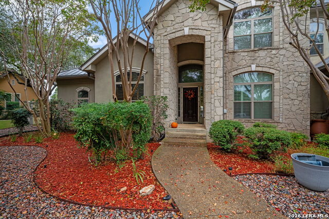 Image 4 of 33 For 31 Royal Waters Dr