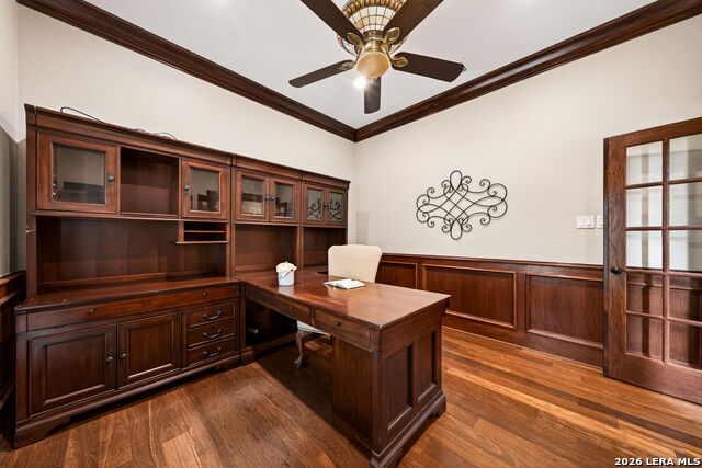 Image 8 of 33 For 31 Royal Waters Dr