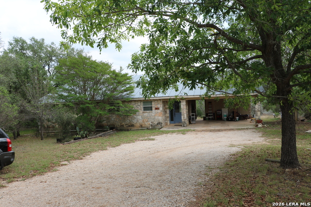 Details for 1307 Comanche Path, Bandera, TX 78003