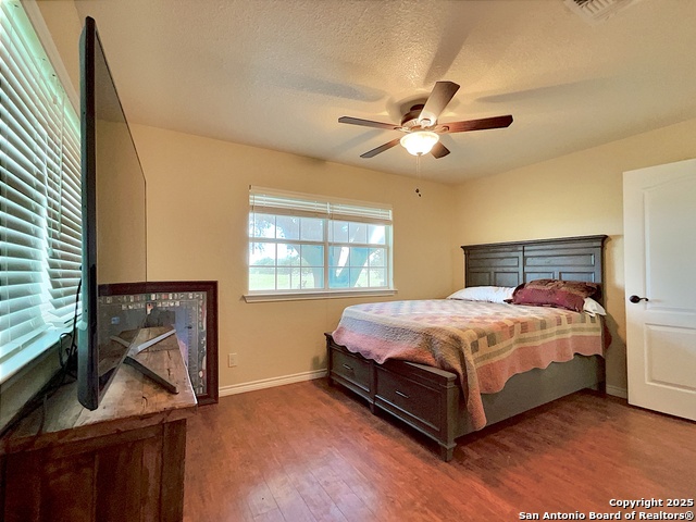 Image 16 of 42 For 3389 Fm 888  