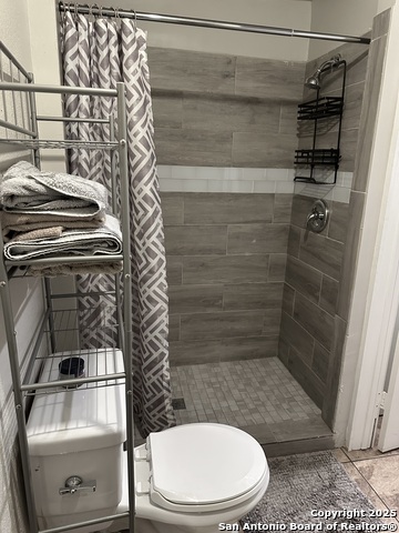 Image 6 of 8 For 239 Peabody Ave  3