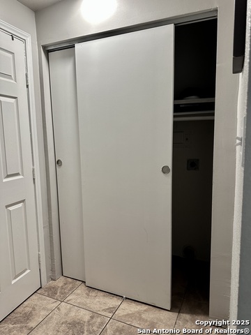 Image 8 of 8 For 239 Peabody Ave  3