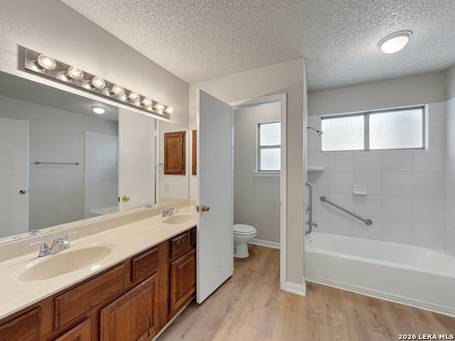 Image 12 of 24 For 8624 Wood Falls Dr