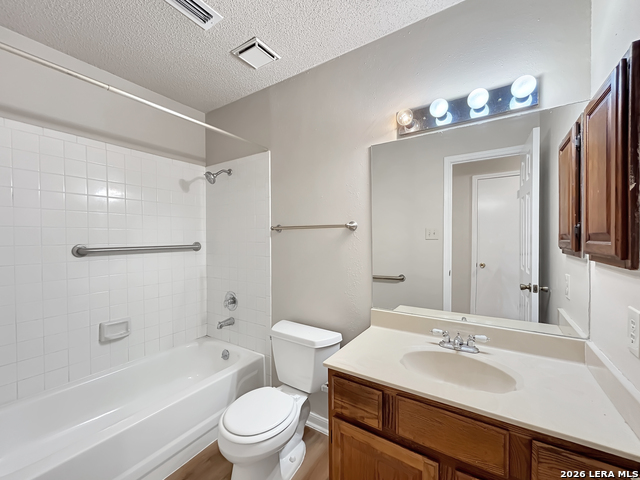 Image 19 of 24 For 8624 Wood Falls Dr