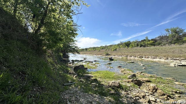 Image 2 of 33 For 705 Elbel Bend