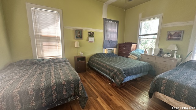 Image 31 of 33 For 705 Elbel Bend