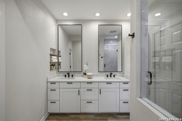 Image 19 of 34 For 29756 Cojak Circle