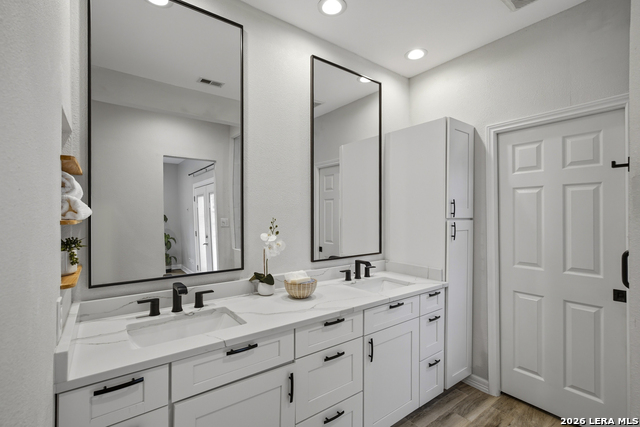 Image 20 of 34 For 29756 Cojak Circle