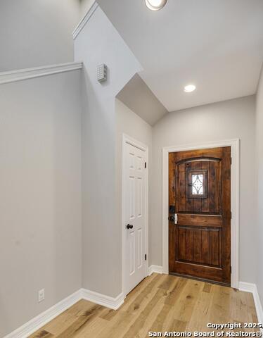 Image 3 of 34 For 29756 Cojak Circle