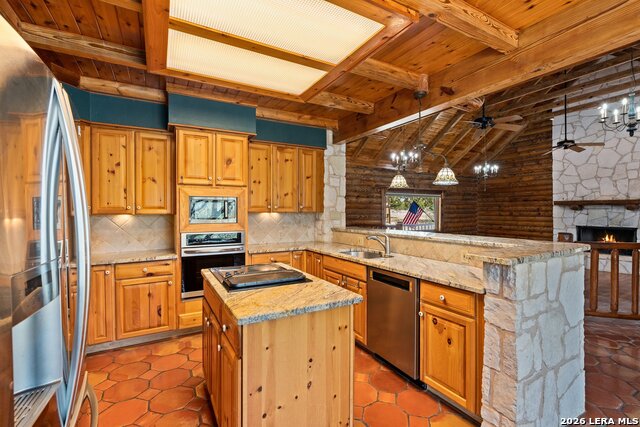 Image 13 of 44 For 513 Riverview Dr