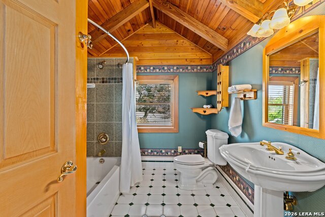 Image 25 of 44 For 513 Riverview Dr