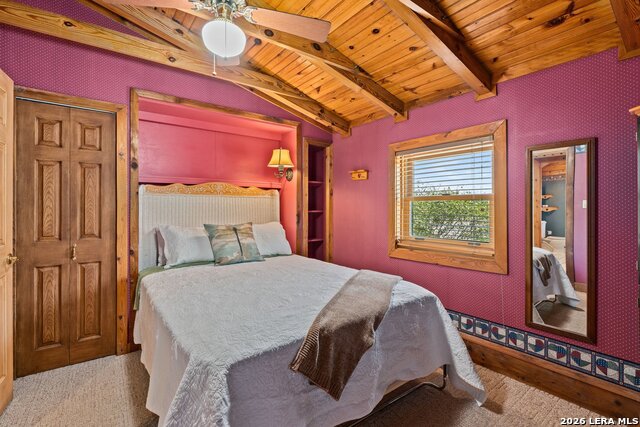 Image 26 of 44 For 513 Riverview Dr