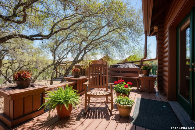 Image 28 of 44 For 513 Riverview Dr