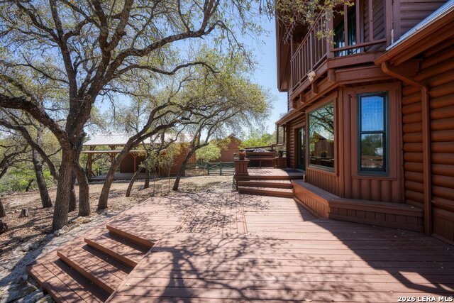 Image 29 of 44 For 513 Riverview Dr