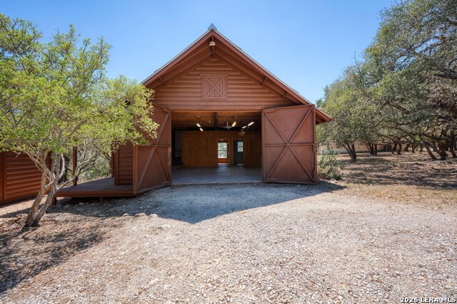 Image 34 of 44 For 513 Riverview Dr