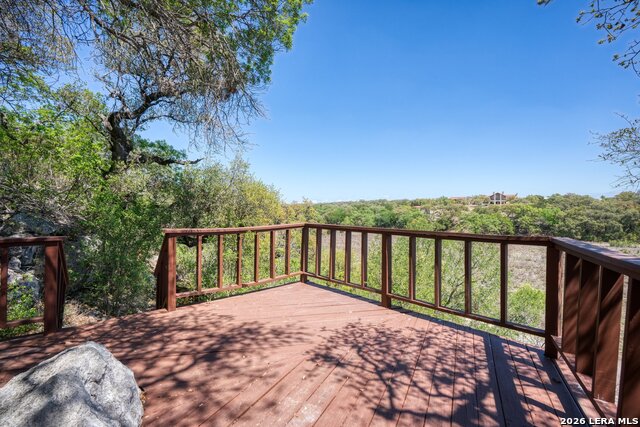 Image 38 of 44 For 513 Riverview Dr