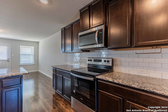 Image 12 of 46 For 2918 Lindenwood Run