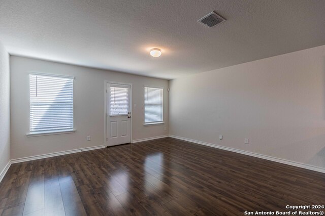 Image 14 of 46 For 2918 Lindenwood Run