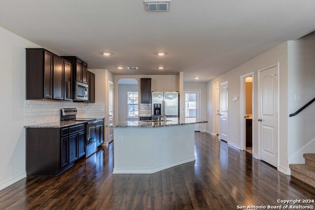 Image 17 of 46 For 2918 Lindenwood Run