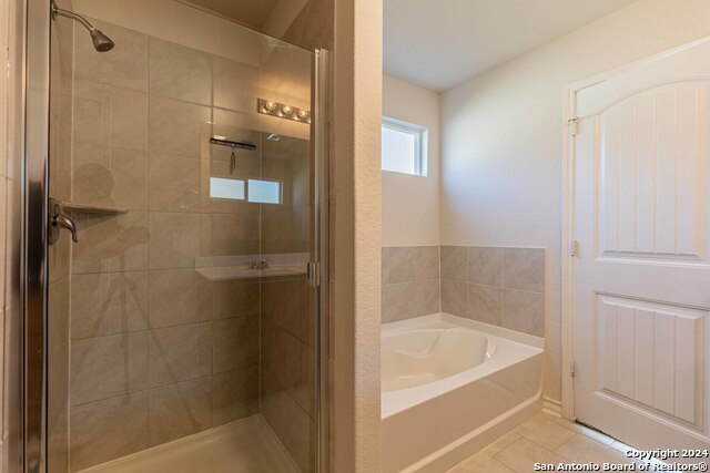 Image 22 of 46 For 2918 Lindenwood Run