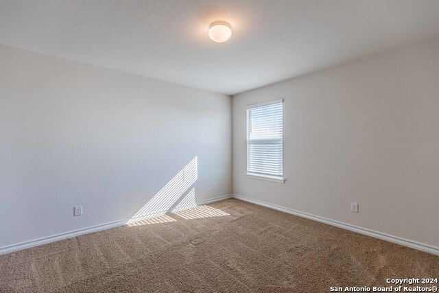 Image 32 of 46 For 2918 Lindenwood Run