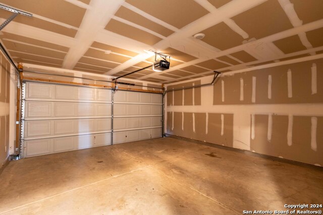 Image 8 of 46 For 2918 Lindenwood Run