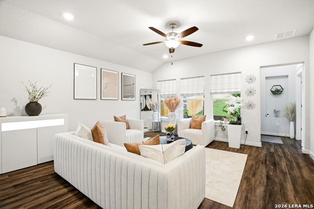 Image 10 of 33 For 3834 Glenloch Way