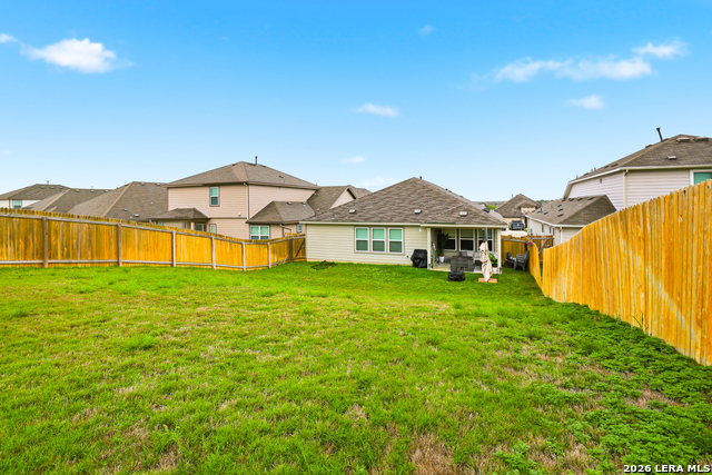 Image 28 of 33 For 3834 Glenloch Way