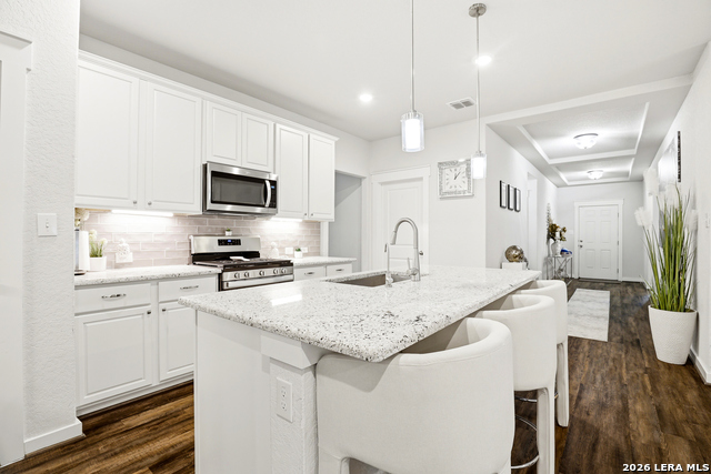 Image 7 of 33 For 3834 Glenloch Way