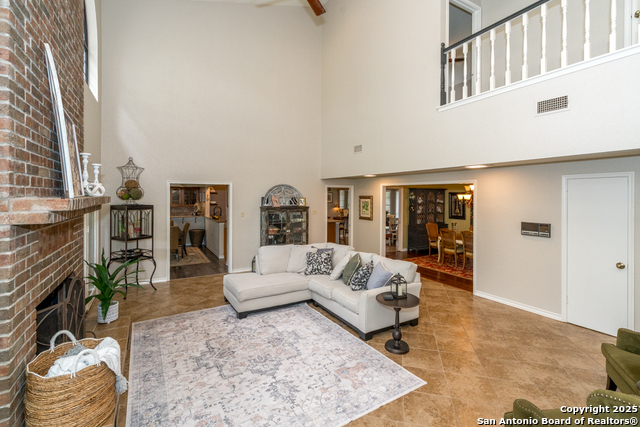 Image 11 of 62 For 27301 Autumn Glen