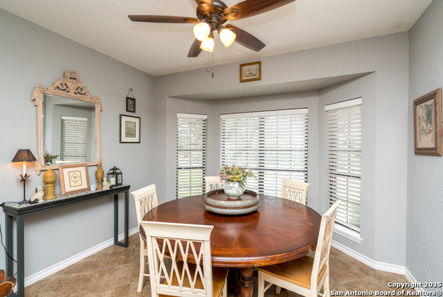 Image 27 of 62 For 27301 Autumn Glen