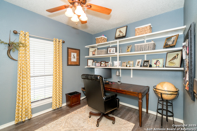 Image 28 of 62 For 27301 Autumn Glen