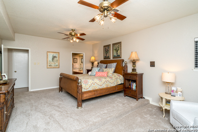 Image 29 of 62 For 27301 Autumn Glen