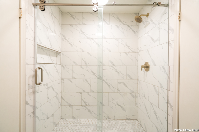 Image 41 of 62 For 27301 Autumn Glen