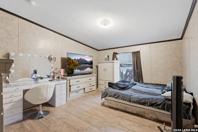 Image 11 of 33 For 119 Avery Dr