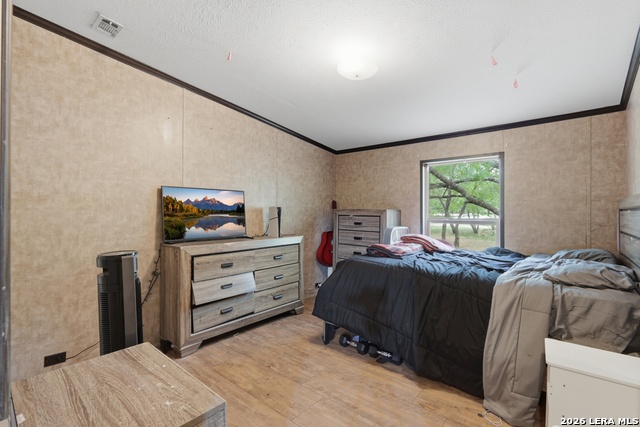 Image 14 of 33 For 119 Avery Dr