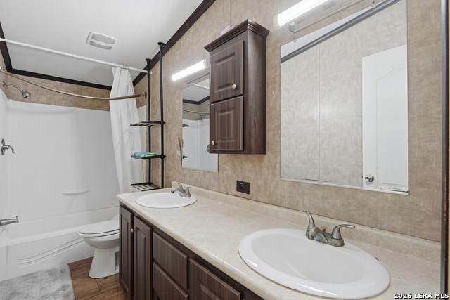 Image 17 of 33 For 119 Avery Dr