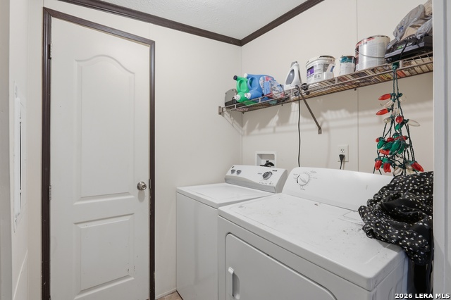 Image 18 of 33 For 119 Avery Dr