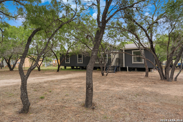 Image 20 of 33 For 119 Avery Dr