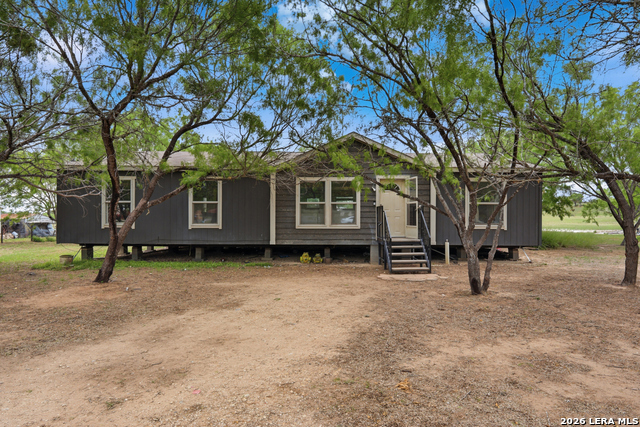 Image 29 of 33 For 119 Avery Dr