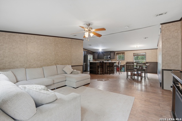 Image 4 of 33 For 119 Avery Dr