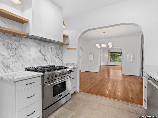 Image 18 of 33 For 213 Donaldson Avenue