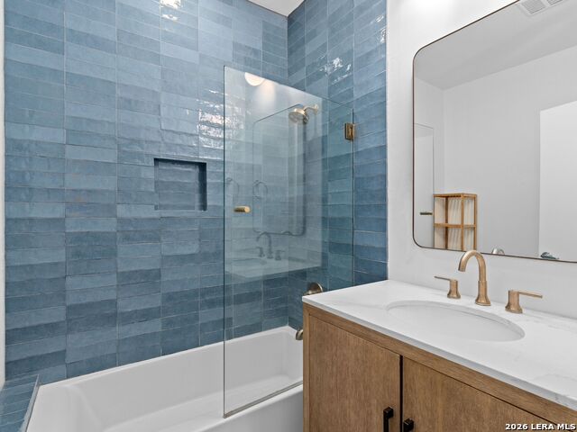 Image 21 of 33 For 213 Donaldson Avenue