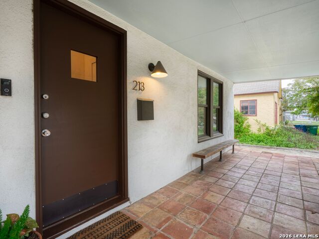 Image 6 of 33 For 213 Donaldson Avenue