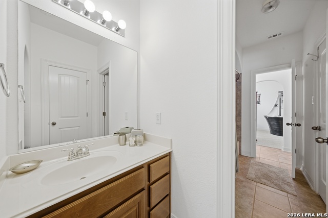 Image 36 of 53 For 3751 Sunset Clf