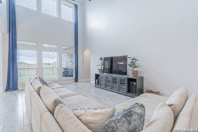 Image 13 of 49 For 10602 Briceway Clb