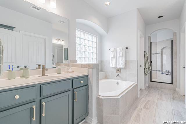 Image 24 of 49 For 10602 Briceway Clb