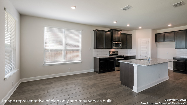 Image 3 of 71 For 4821 Coral Bluffs